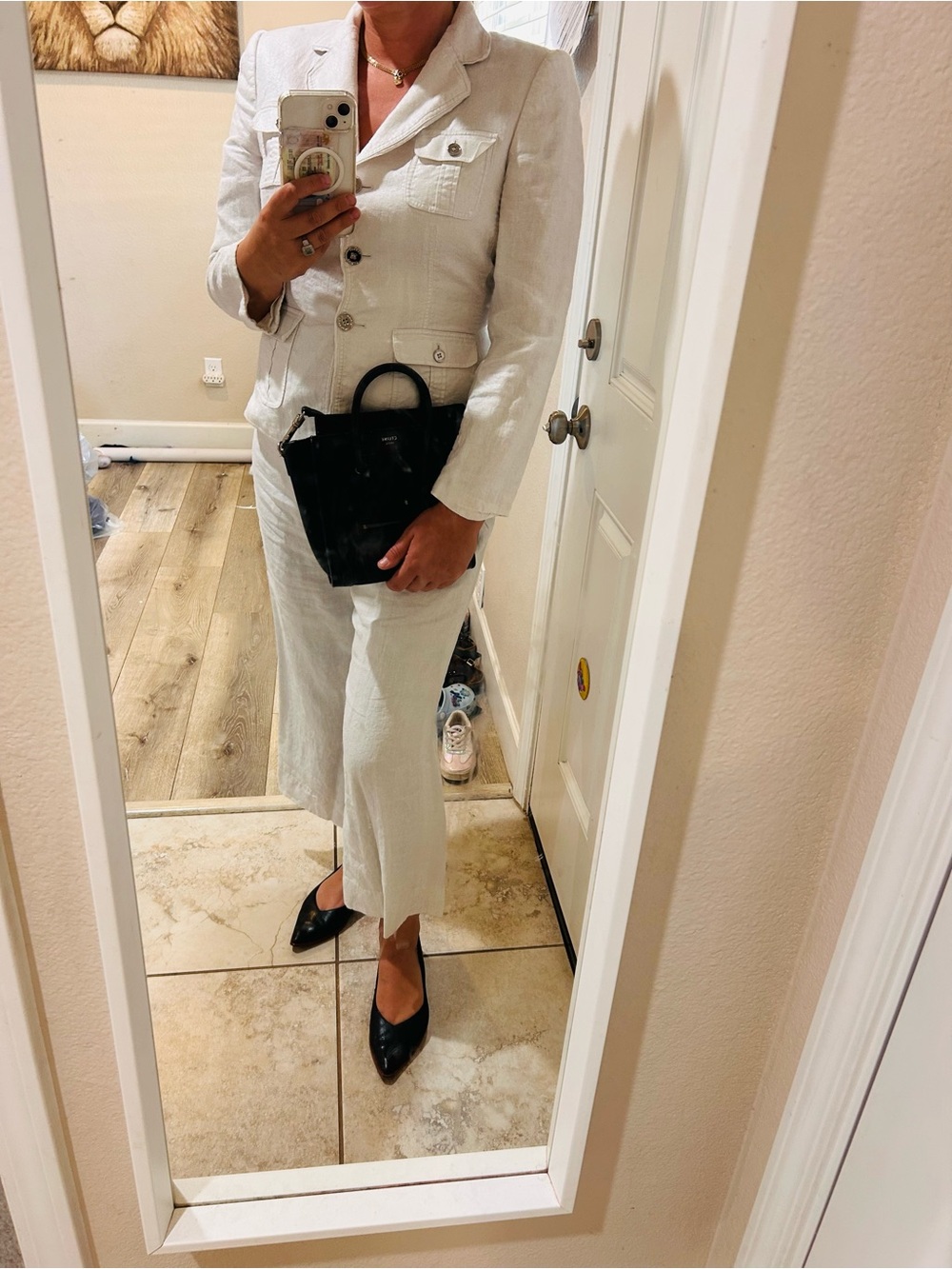 Tahari Classic White Linen Suit Pants & Jacket Set — Women